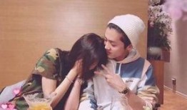 娱乐圈关晓彤鹿晗吃瓜,娱乐圈的甜蜜与苦涩